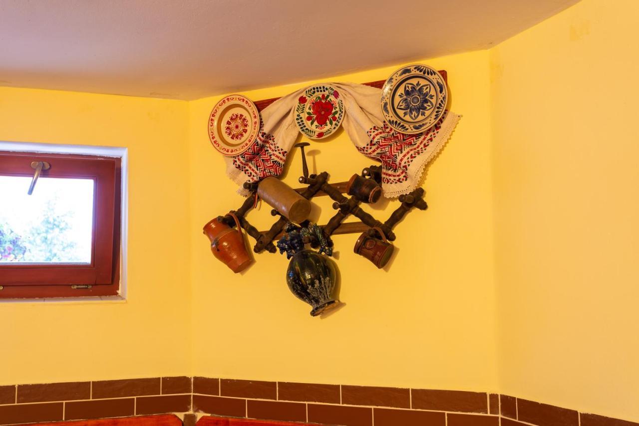 Pensiunea Casa Porojan Băile 1 Mai Zewnętrze zdjęcie