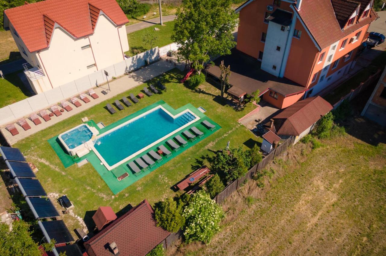 Pensiunea Casa Porojan Băile 1 Mai Zewnętrze zdjęcie